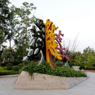 時尚典雅優(yōu)質(zhì)風(fēng)格不銹鋼雕塑