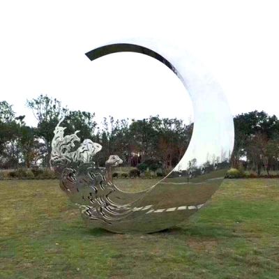 公共藝術(shù)領(lǐng)域中的廣場(chǎng)不銹鋼雕塑
