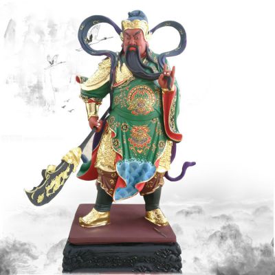 關(guān)帝老爺塑像有什么寓意？