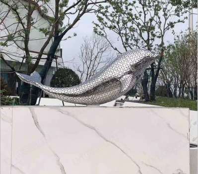不銹鋼海豚景觀擺件，城市園林創(chuàng)意動(dòng)物擺件