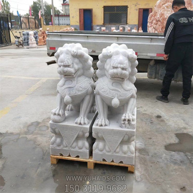 庭院門(mén)口大型石雕鎮(zhèn)宅獅子雕塑
