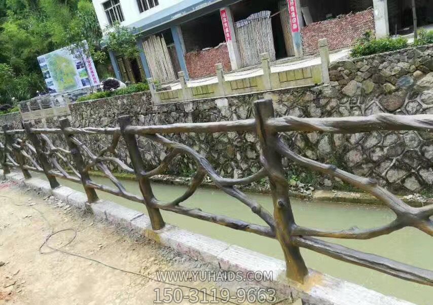 河道景觀仿木樹(shù)脂防護(hù)欄桿雕塑