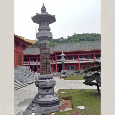 石雕經(jīng)幢，寺廟青石經(jīng)幢