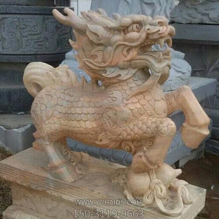 企業(yè)公司門(mén)前擺放漢白玉石雕獅子瑞獸雕塑