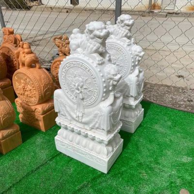大理石獅子抱鼓石門墩，漢白玉、晚霞紅等石材雕刻
